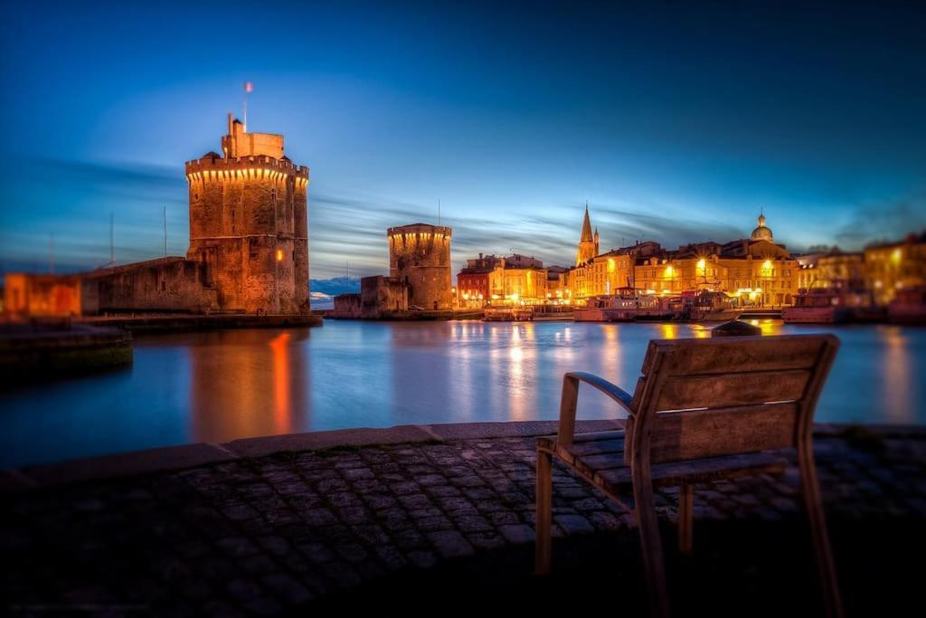 Maison Type Loft - Avec Parking En Plein Centre La Rochelle  Exteriér fotografie